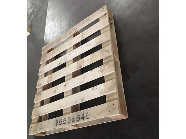 膠合板托盤(pán)